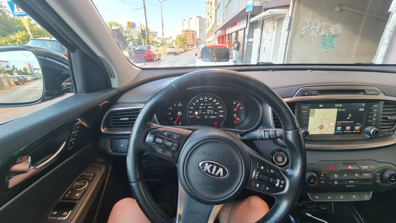 Kia Sorento Platinum ACC, AWD, Android Auto, снимка 6 - Автомобили и джипове - 52140866