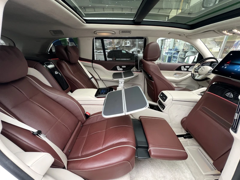 Mercedes-Benz GLS 600 MAYBACH/FIRST CLASS/DESIGNO-MANUFAKTUR/BURM/TV/, снимка 15 - Автомобили и джипове - 53336855