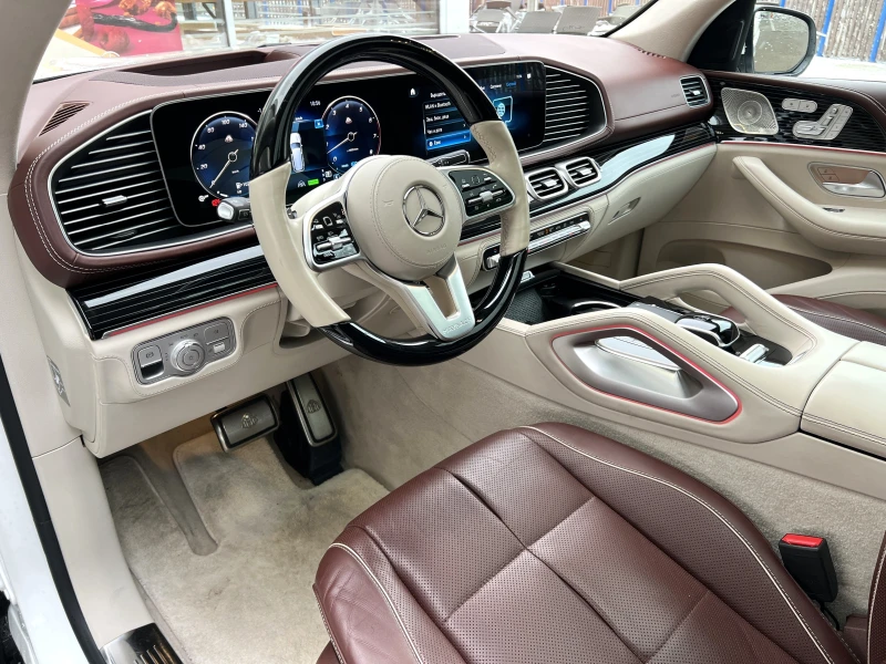 Mercedes-Benz GLS 600 MAYBACH/FIRST CLASS/DESIGNO-MANUFAKTUR/BURM/TV/, снимка 9 - Автомобили и джипове - 53336855