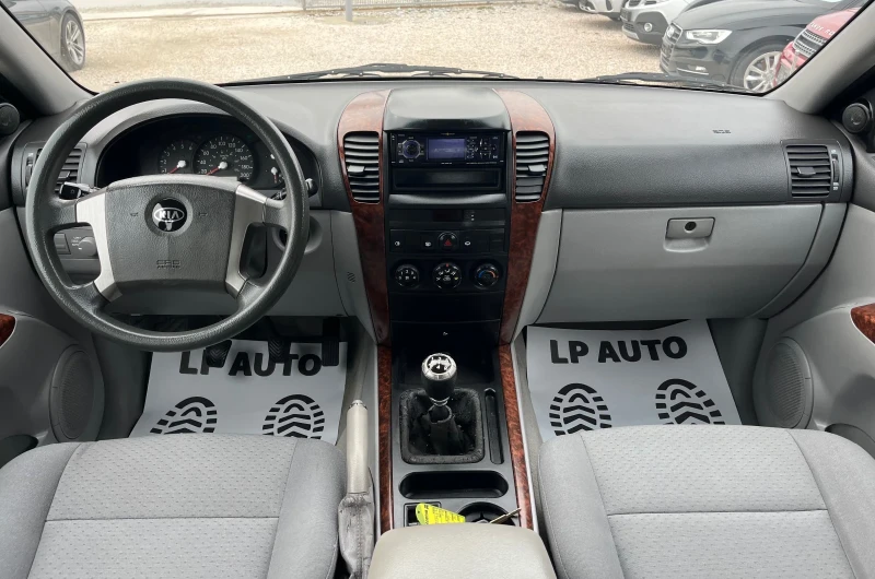 Kia Sorento 4x4* ITALY* TOP* , снимка 8 - Автомобили и джипове - 53475748