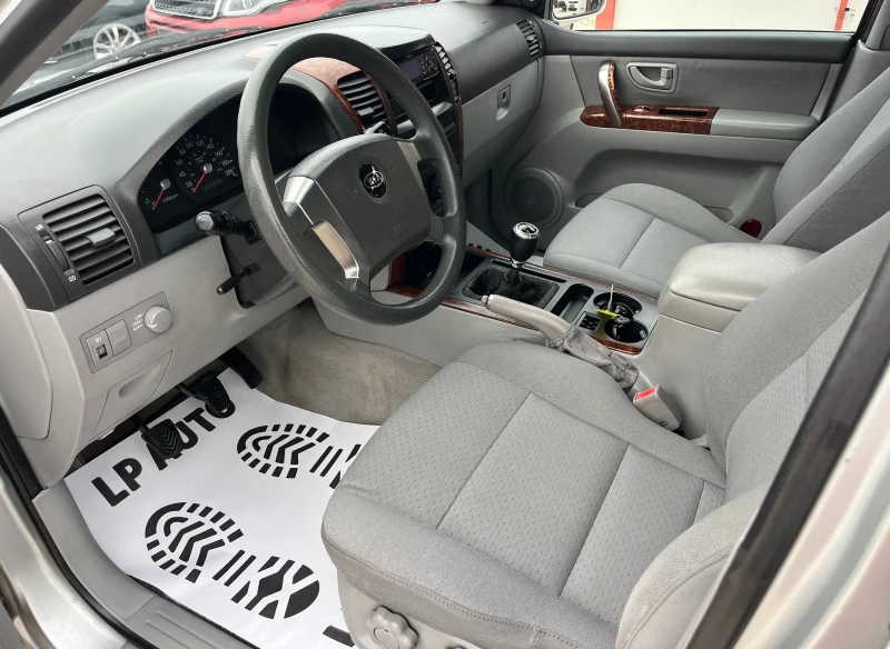 Kia Sorento 4x4* ITALY* TOP* , снимка 7 - Автомобили и джипове - 53475748