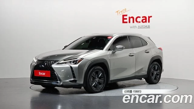 Lexus UX 250h | TOP SERVICE 80K KM