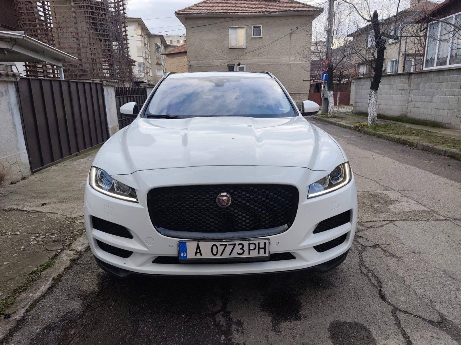 Jaguar F-PACE 2.5D, снимка 1