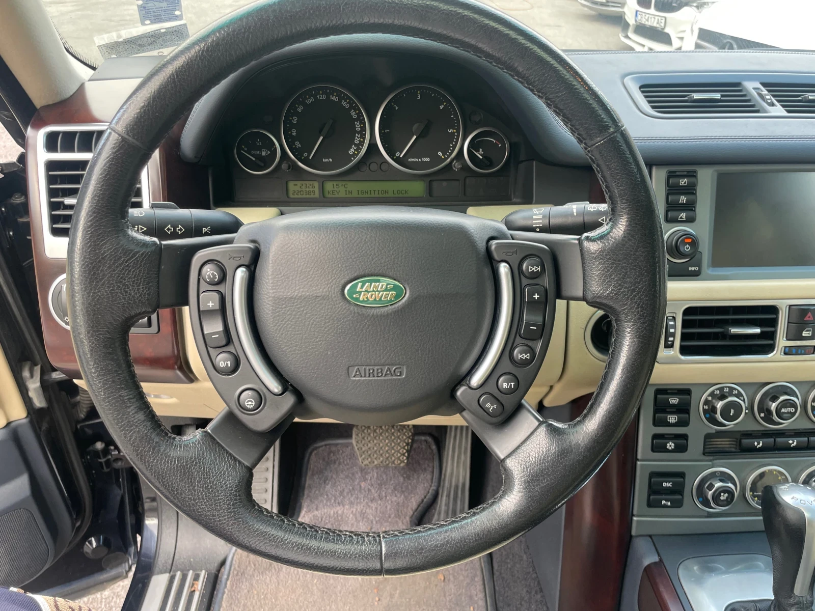 Land Rover Range rover 3.6TDV8/Face-Lift/Harman-Kardon/Top!!! - изображение 8