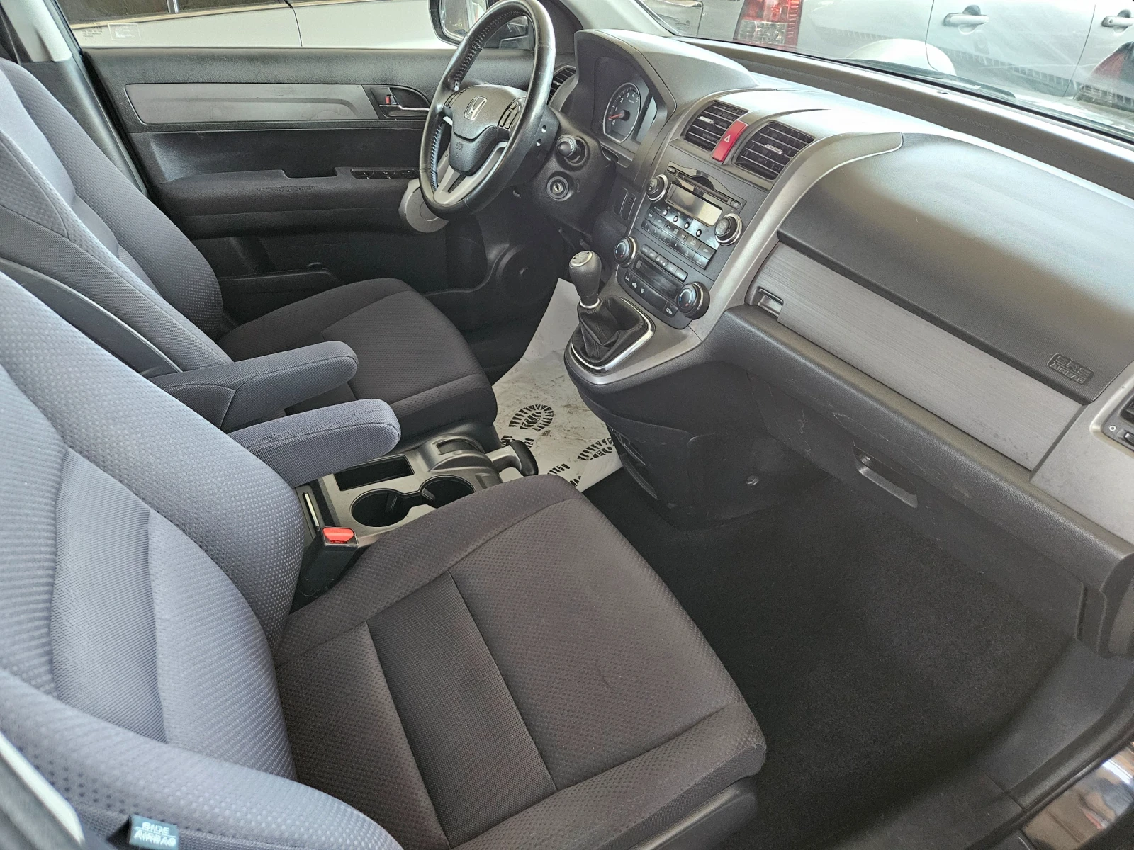 Honda Cr-v БЕНЗИН 6 СКОРОСТИ - изображение 8