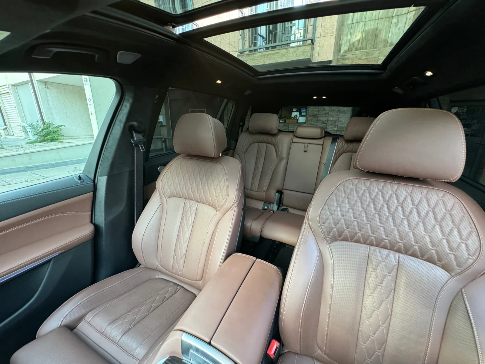 BMW X7 M60i B&W/ Soft-Close/ Sky Lounge - изображение 6