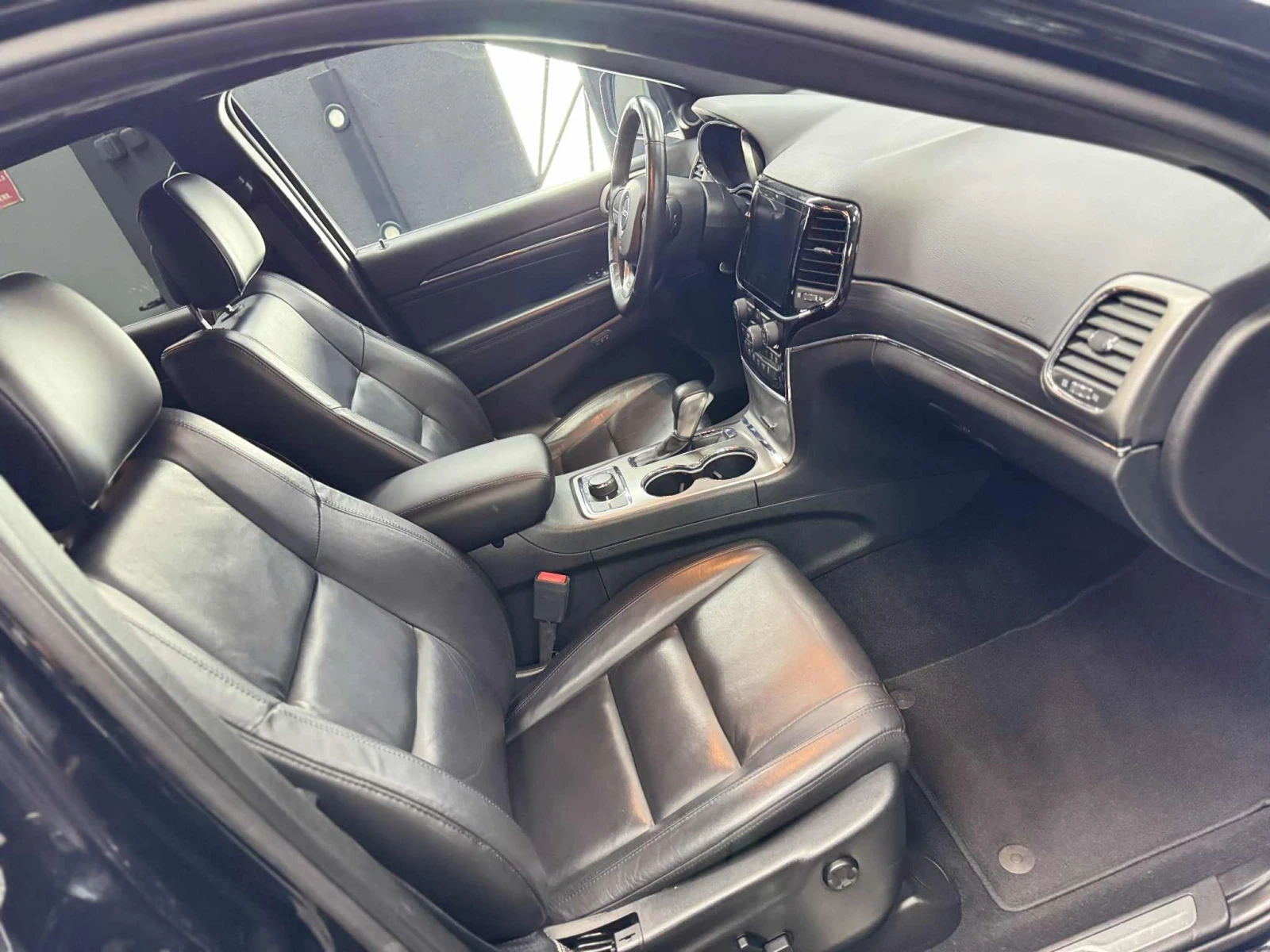 Jeep Grand cherokee 3.6/V6/2021 - изображение 10