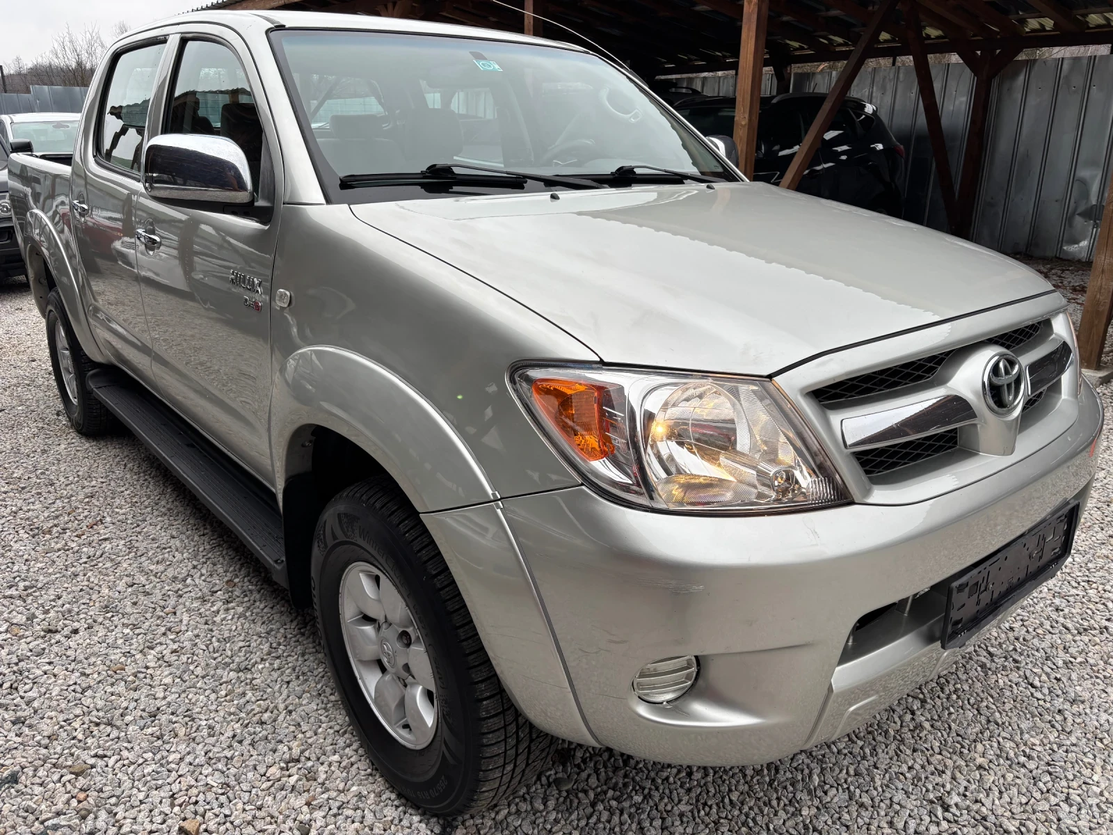 Toyota Hilux 2.5 D-4D A/C - изображение 4