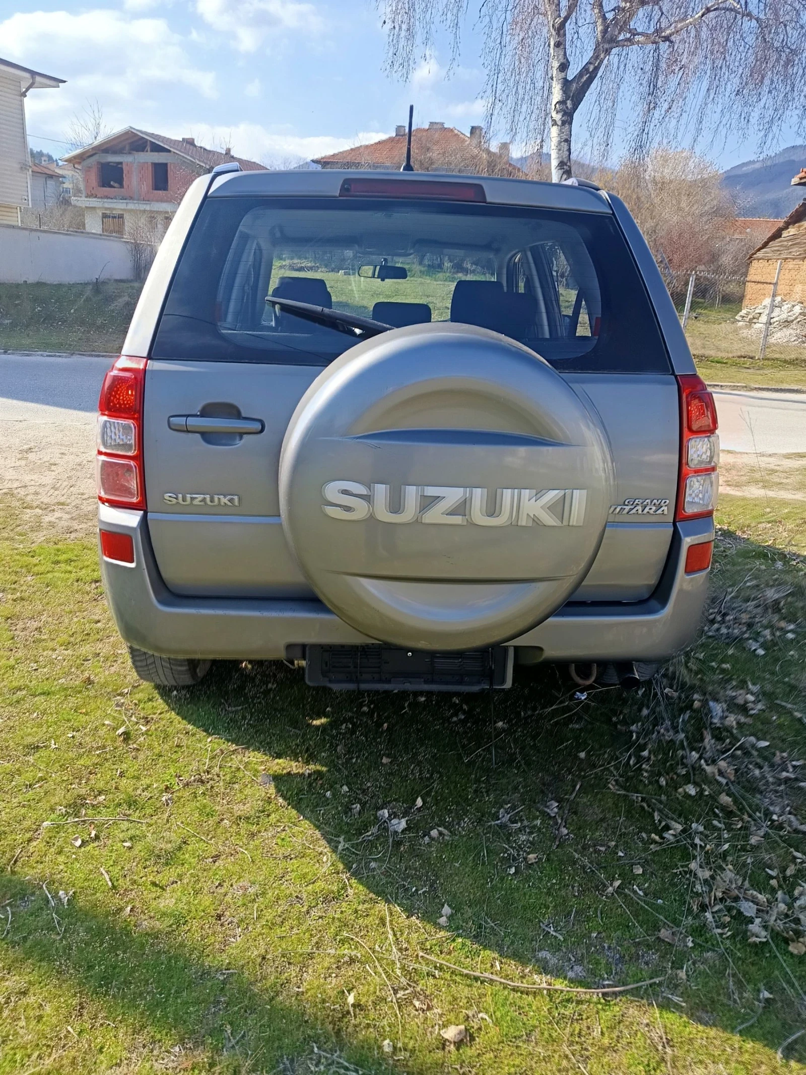 Suzuki Grand vitara, снимка 2 - Автомобили и джипове - 53757459
