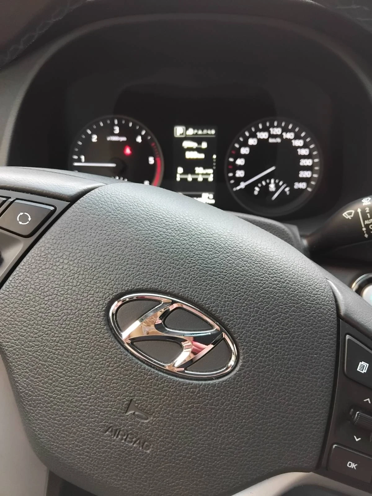 Hyundai Tucson, снимка 8 - Автомобили и джипове - 54333978