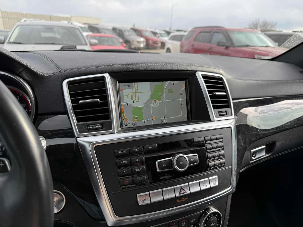 Mercedes-Benz ML 350 BlueTEC/ПОДГРЕВИ/360 КАМЕРИ/ПАНОРАМА, снимка 9 - Автомобили и джипове - 54451965