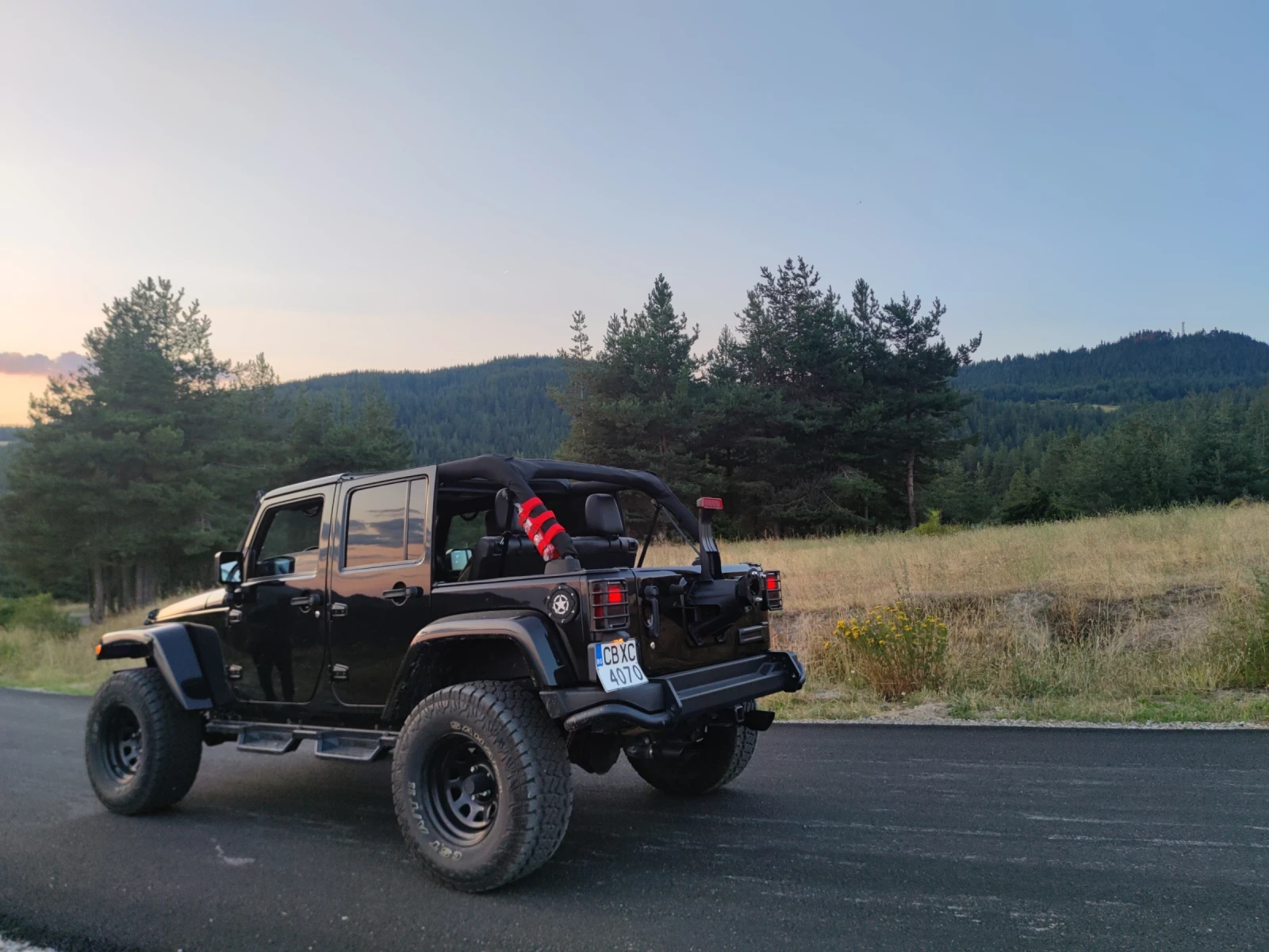 Jeep Wrangler JK Sahara 3.6, снимка 5 - Автомобили и джипове - 55419778