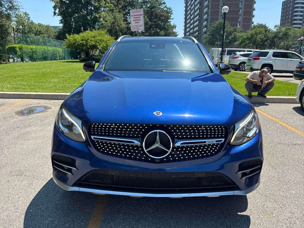 Mercedes-Benz GLC * AMG 43 * CARFAX * ЦЕНА ДО БГ, снимка 2 - Автомобили и джипове - 55559886