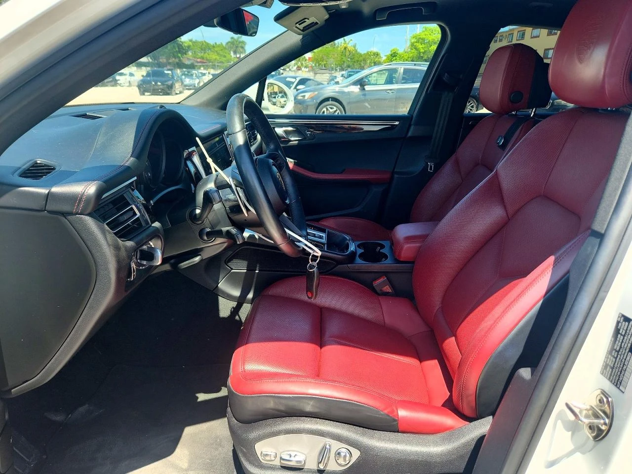 Porsche Macan 3.0l S, снимка 7 - Автомобили и джипове - 55566294
