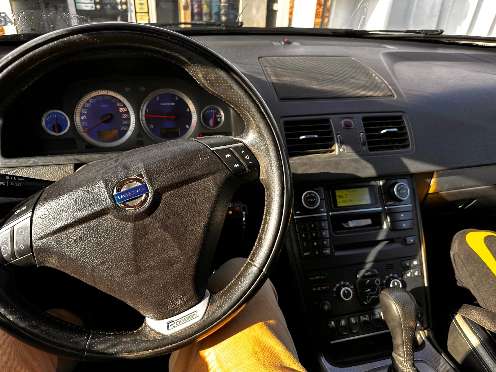 Volvo Xc90, снимка 4 - Автомобили и джипове - 56334820