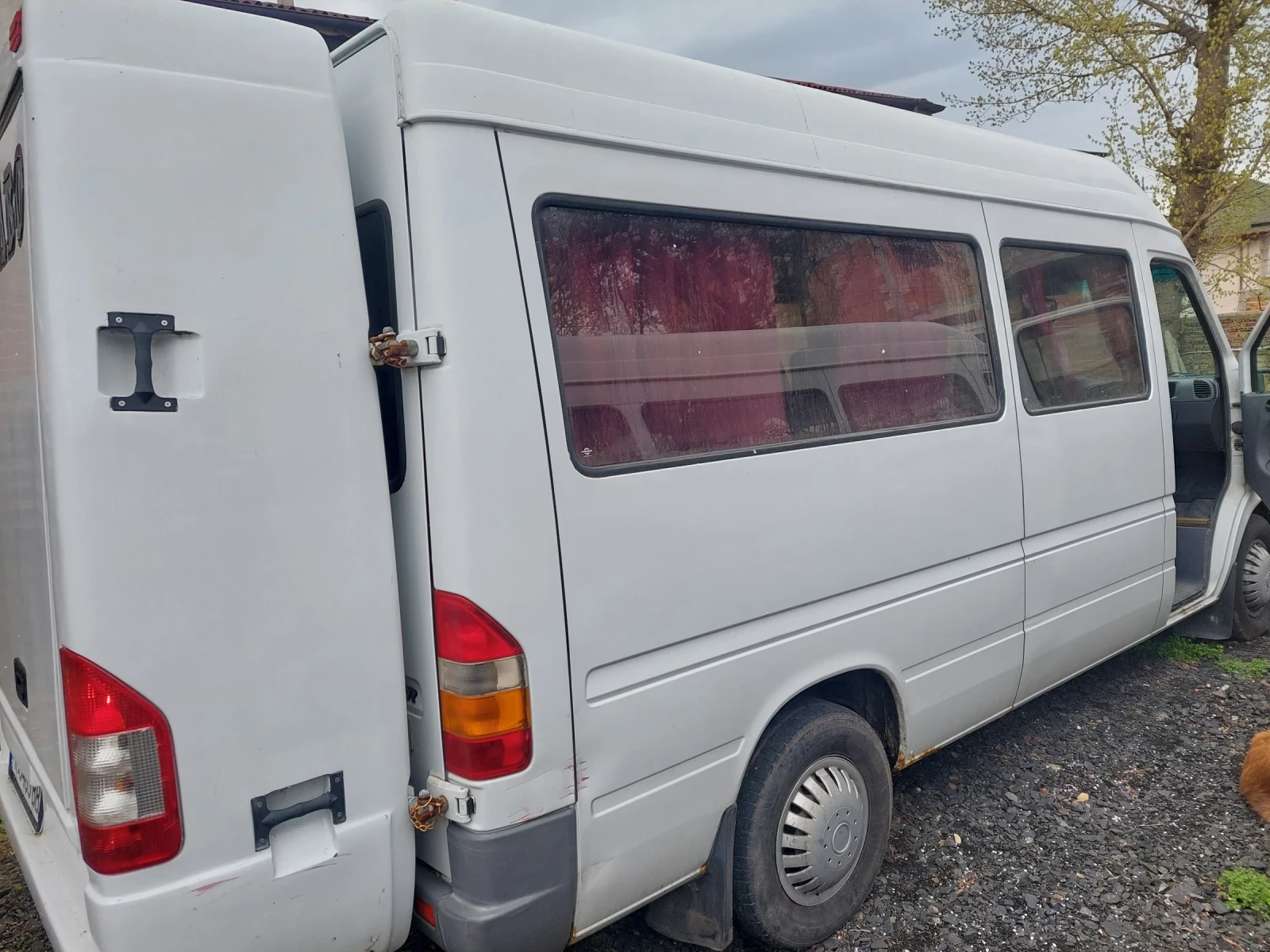 Mercedes-Benz 313, снимка 10 - Бусове и автобуси - 54671660