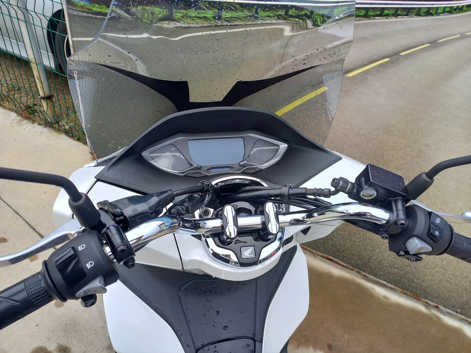 Honda Pcx 125 ABS TC LED  - изображение 8