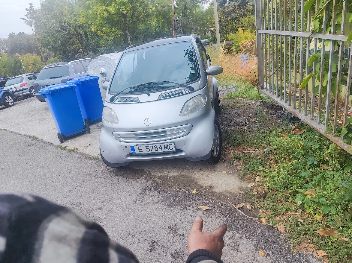 Smart Fortwo -мерцедес въшка с ХХО генератор с монтирана пробна горивна клетка отзив от проба 088433