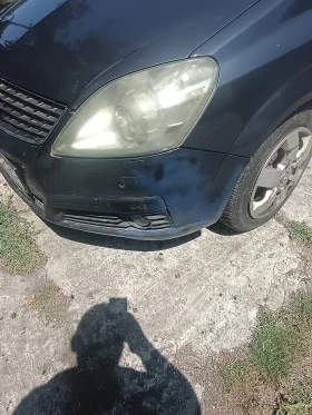 Opel Zafira 2005, снимка 2