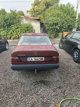 Mercedes-Benz 124, снимка 3