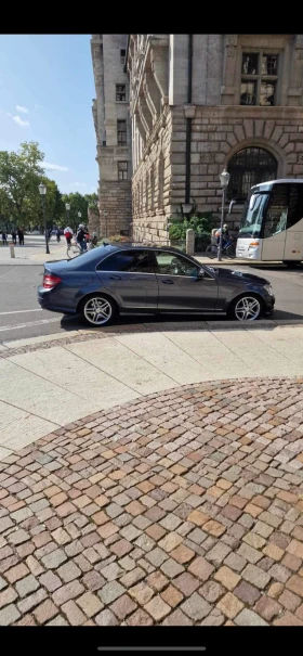 Mercedes-Benz C 300, снимка 11