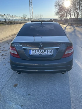 Mercedes-Benz C 300, снимка 3