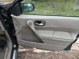 Renault Megane 1.9 , снимка 8