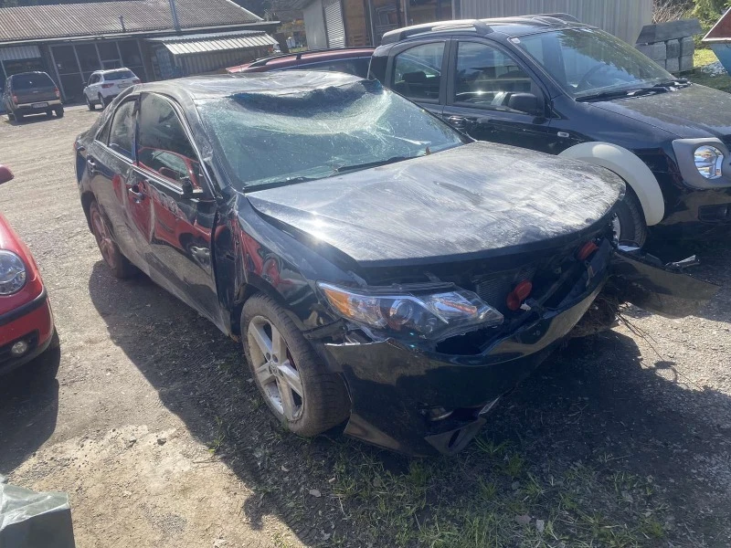 Toyota Camry 2.5i SE 178 КОНЯ, снимка 1 - Автомобили и джипове - 40740062