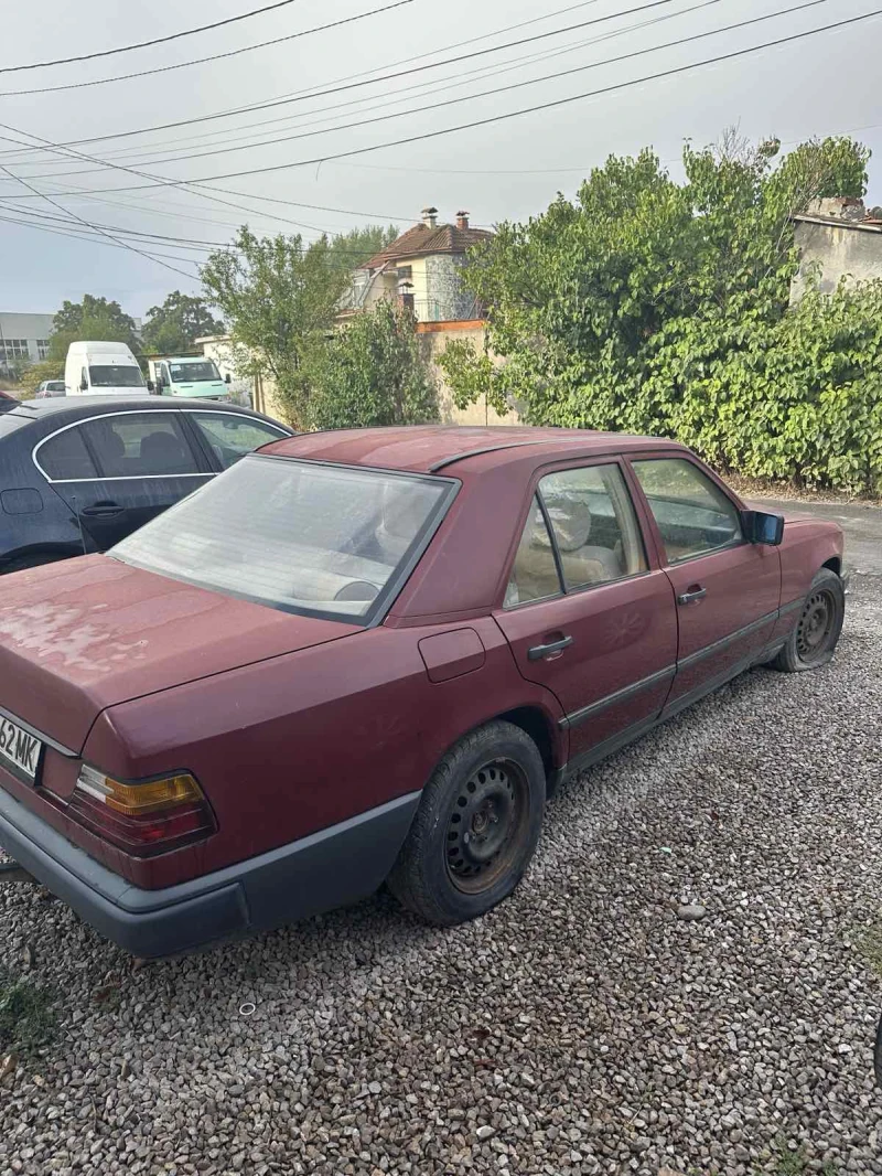 Mercedes-Benz 124, снимка 4 - Автомобили и джипове - 47360881