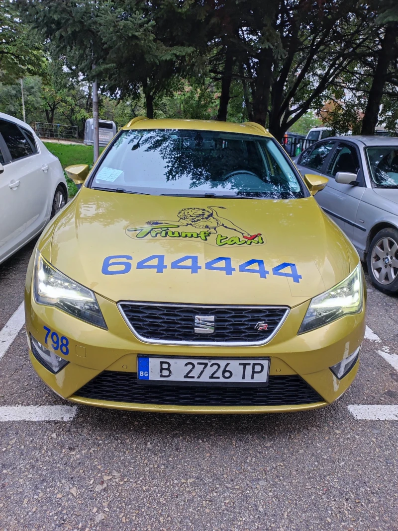 Seat Leon, снимка 5 - Автомобили и джипове - 47485602