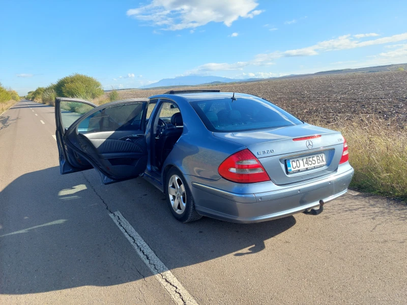 Mercedes-Benz E 320, снимка 7 - Автомобили и джипове - 47539453