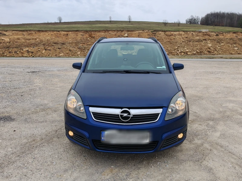 Opel Zafira, снимка 2 - Автомобили и джипове - 49611195