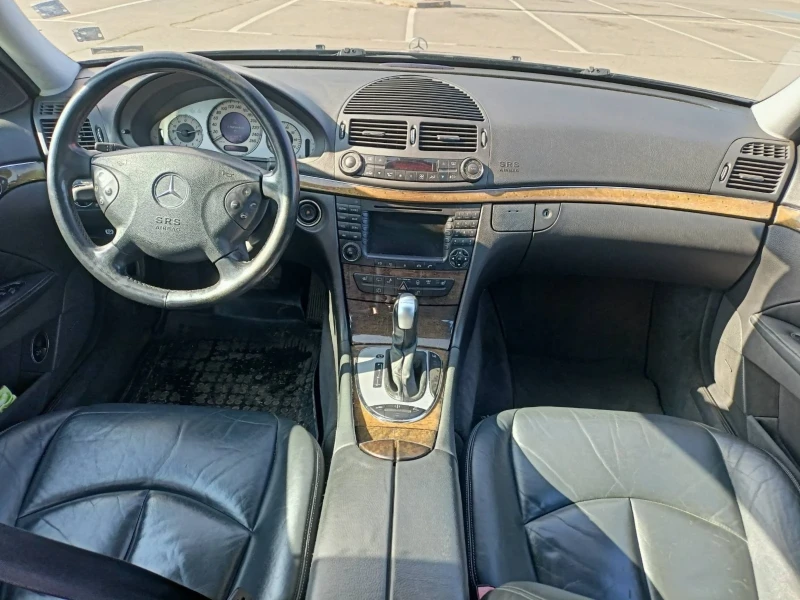 Mercedes-Benz E 320 4MATIC LPG, снимка 6 - Автомобили и джипове - 52032946
