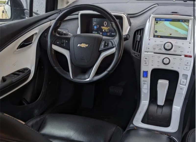 Chevrolet Volt, снимка 5 - Автомобили и джипове - 53236031