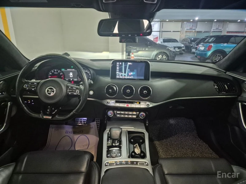 Kia Stinger, снимка 7 - Автомобили и джипове - 53512326