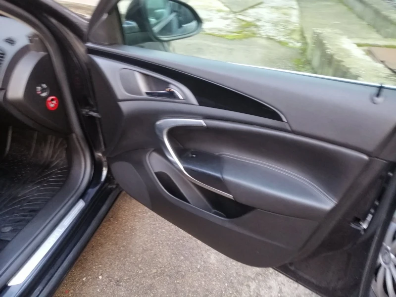 Opel Insignia 2.0cdti, снимка 9 - Автомобили и джипове - 53595335