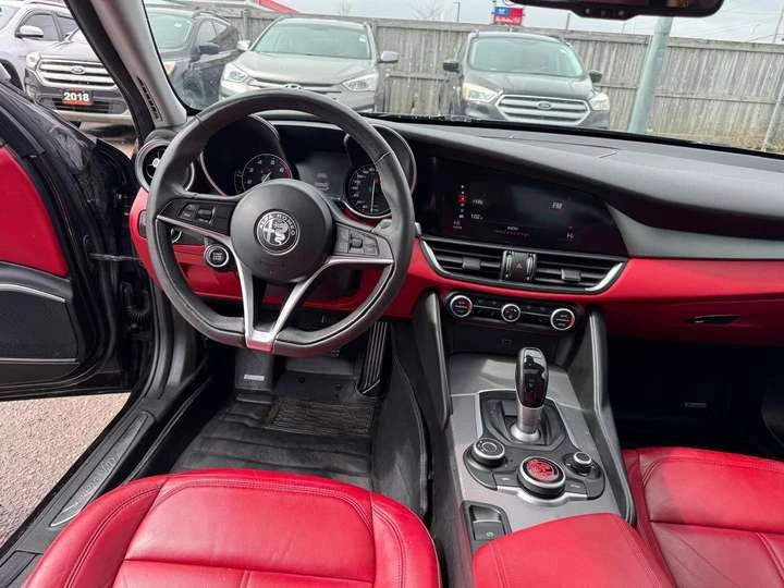 Alfa Romeo Giulia TI, Q4, RED LEATHER, AWD, FULLY LOADED | Mobile.bg � ����������� 12
