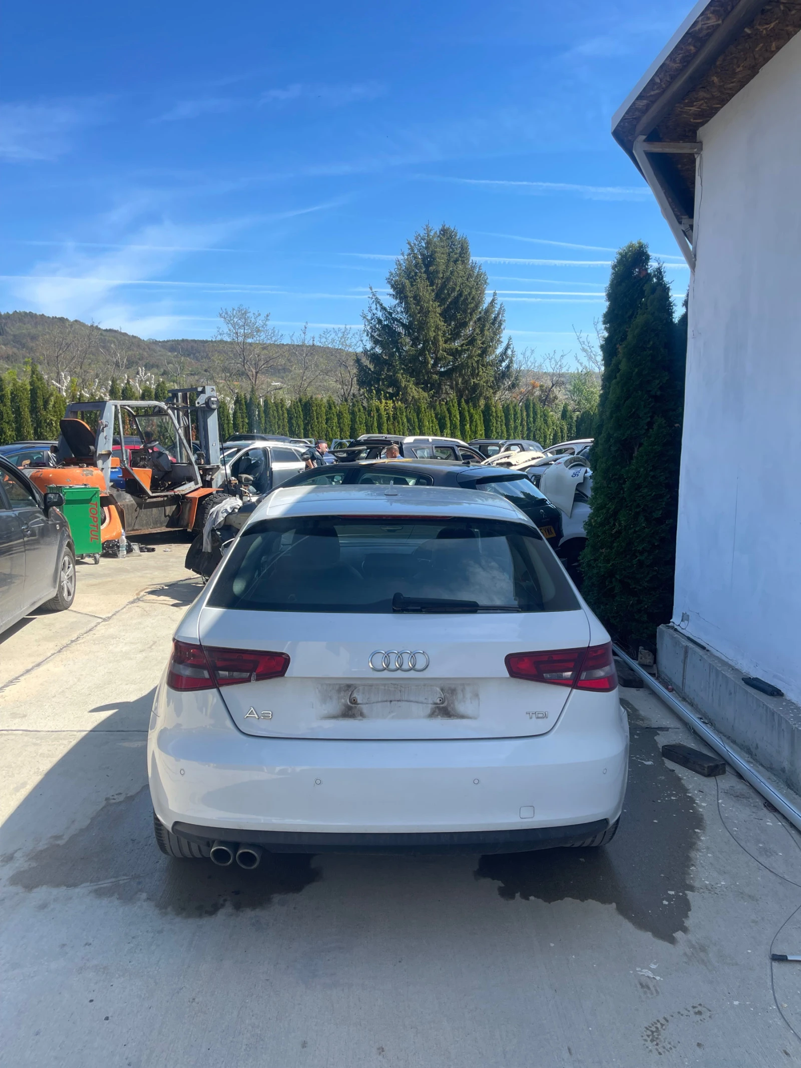 Audi A3 2.0TDI Автомат - изображение 3