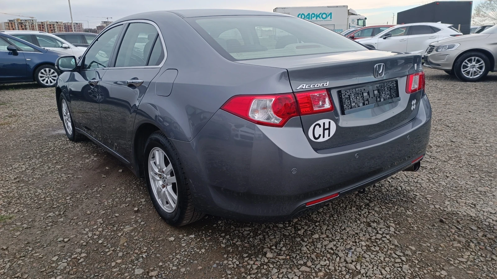 Honda Accord 2.0i CH - изображение 4