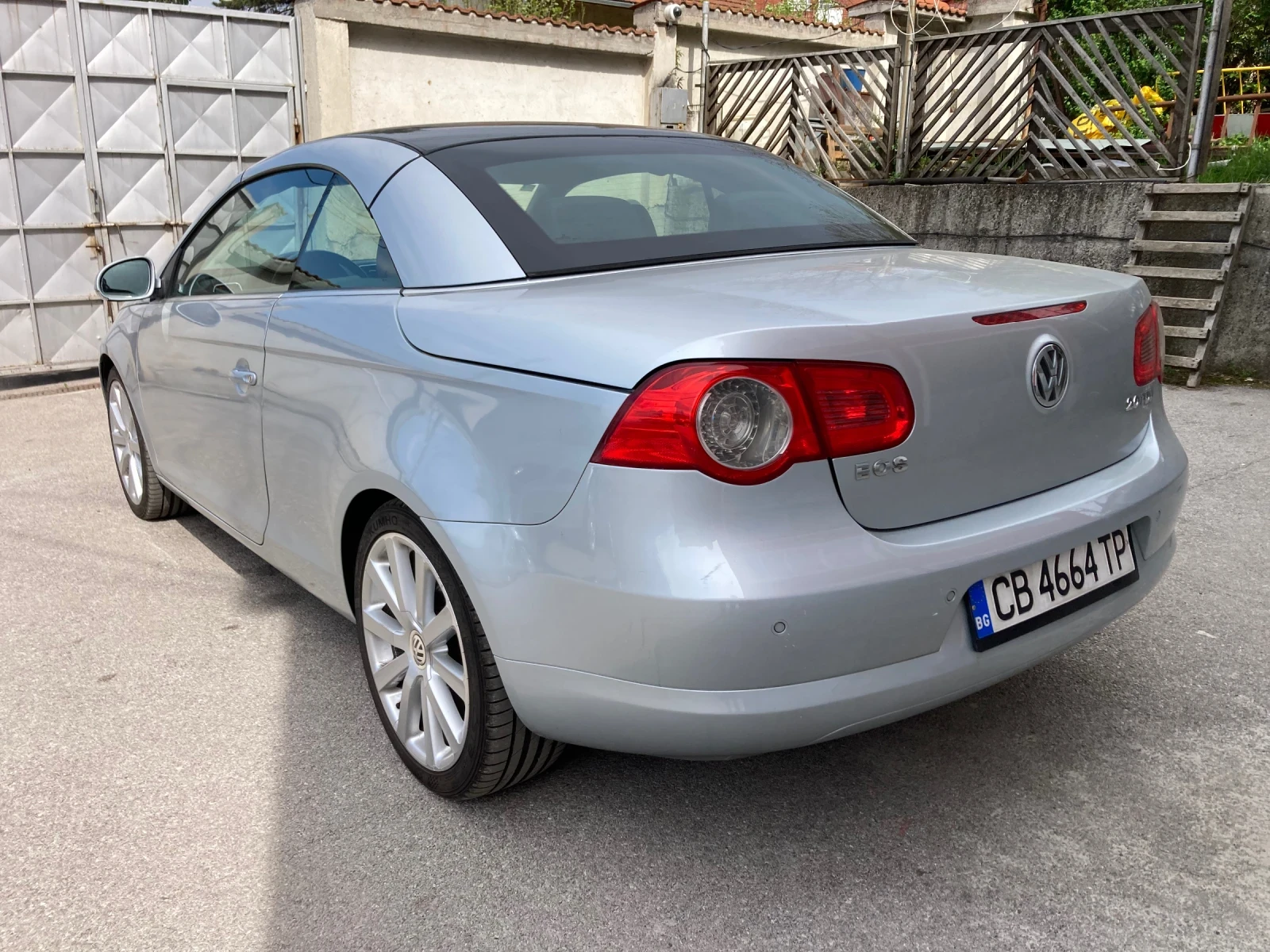 VW Eos 2.0TDI-140 - изображение 3