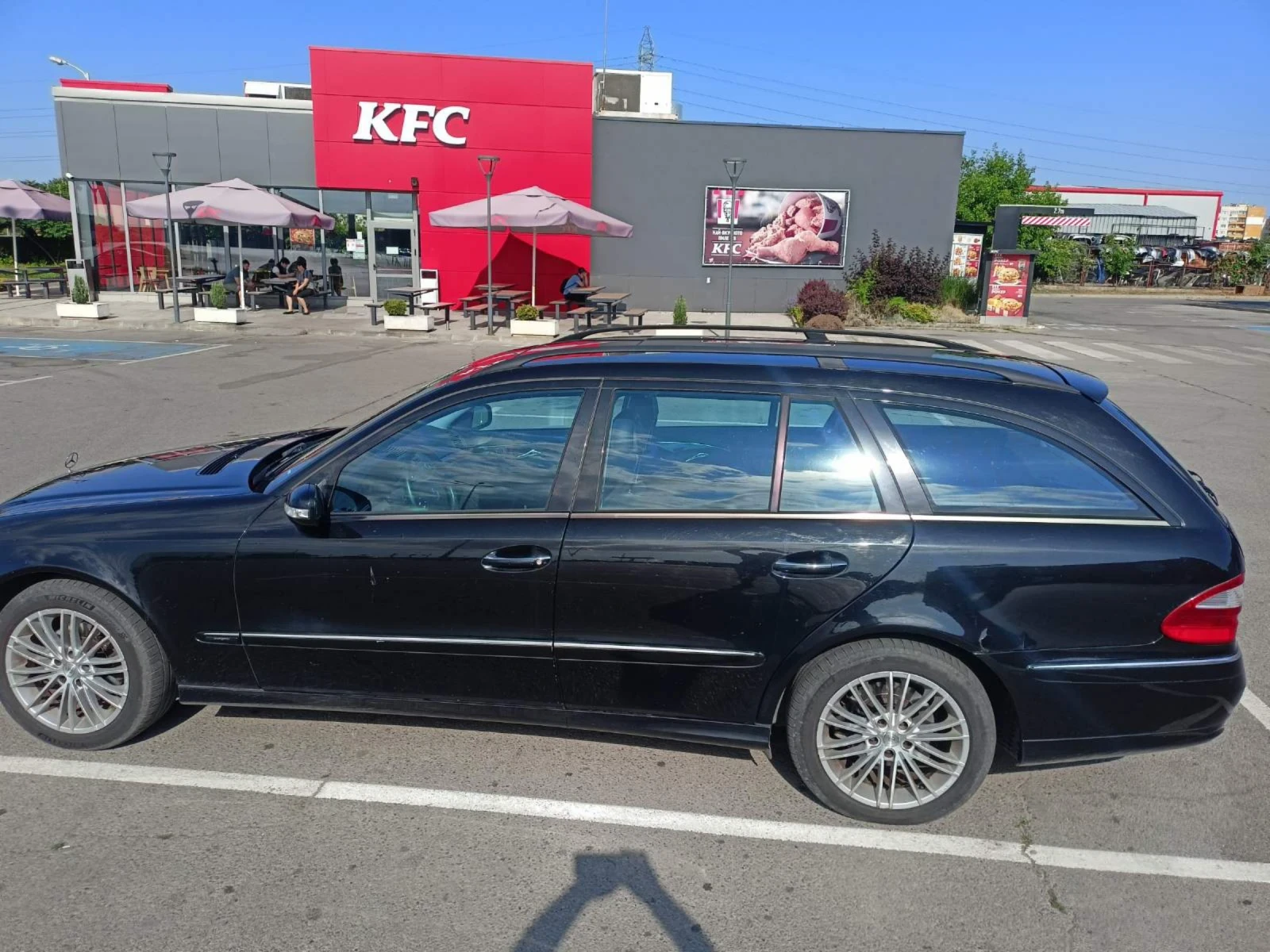 Mercedes-Benz E 320 4MATIC LPG - изображение 2