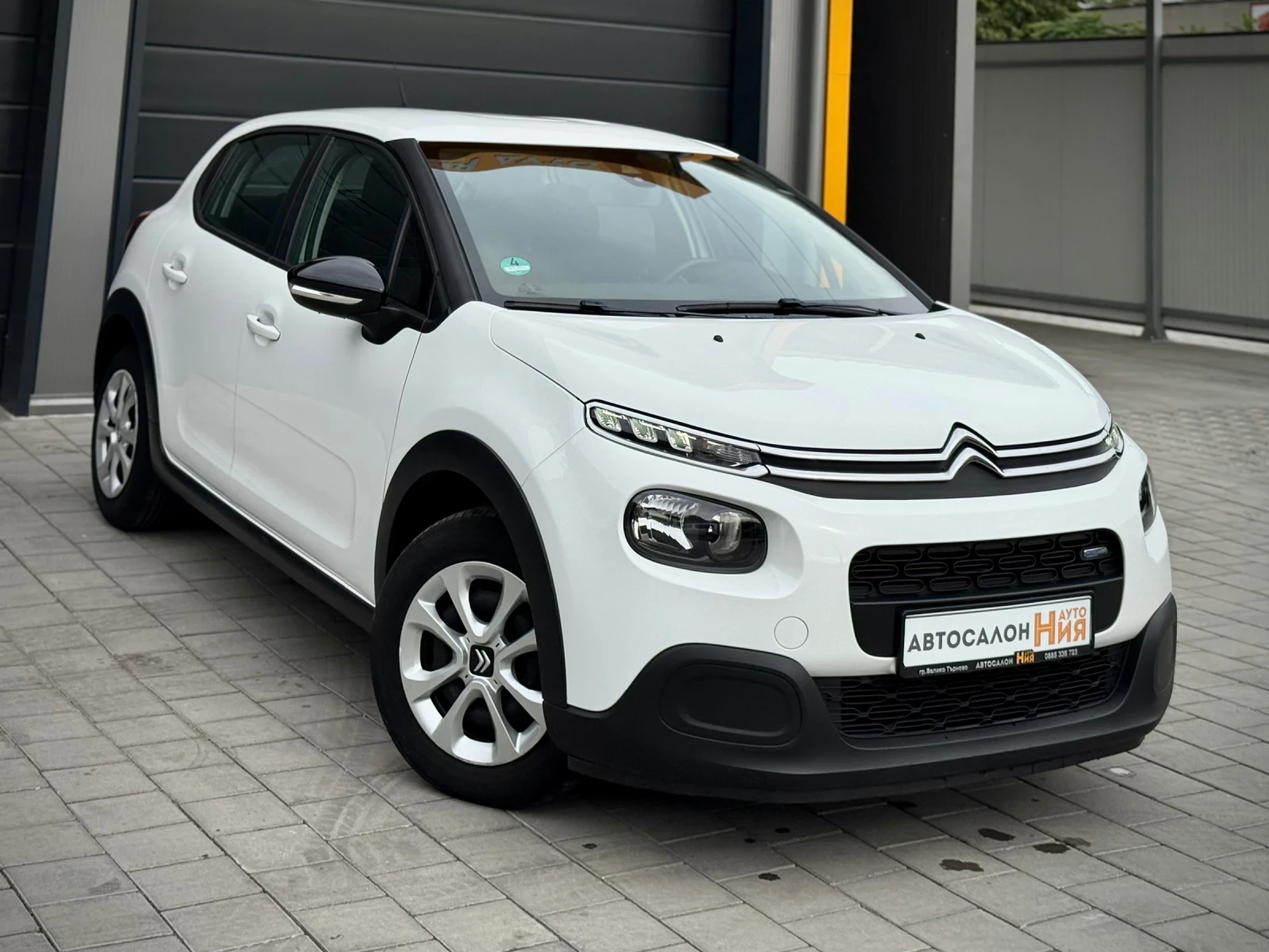 Citroen C3 1.2i * AUTOMAT* LED* LaneAsisst* NAVI*  - изображение 3