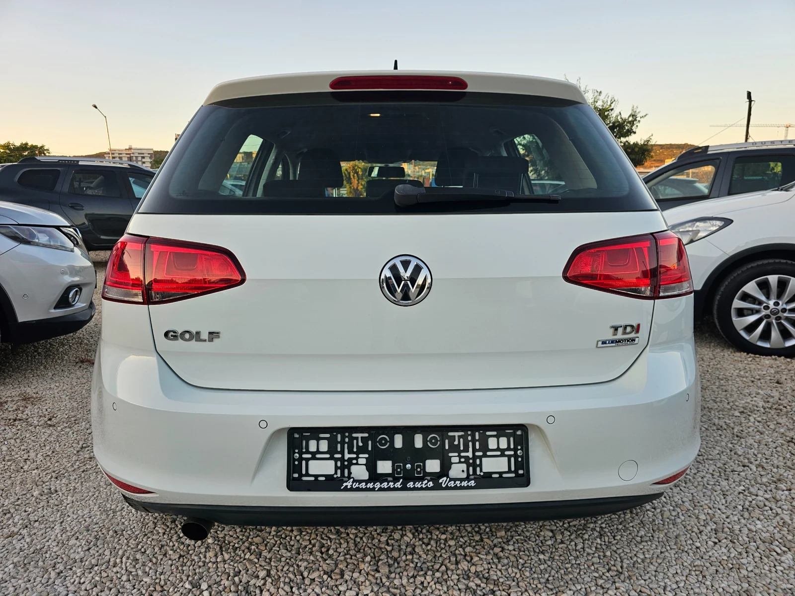 VW Golf 1.6TDI, 110к.с., DSG - изображение 5