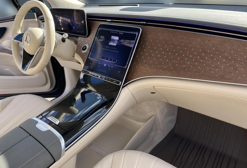 Mercedes-Benz EQS 450 SUV AMG Line 4Matic - изображение 8