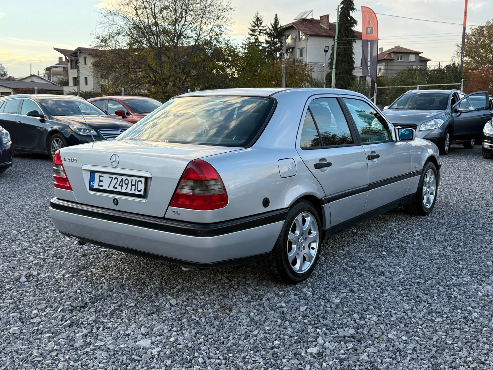 Mercedes-Benz C 200 (136 кс ) Бензин/Газ Оригинален вид , без ръжда | Mobile.bg — изображение 6