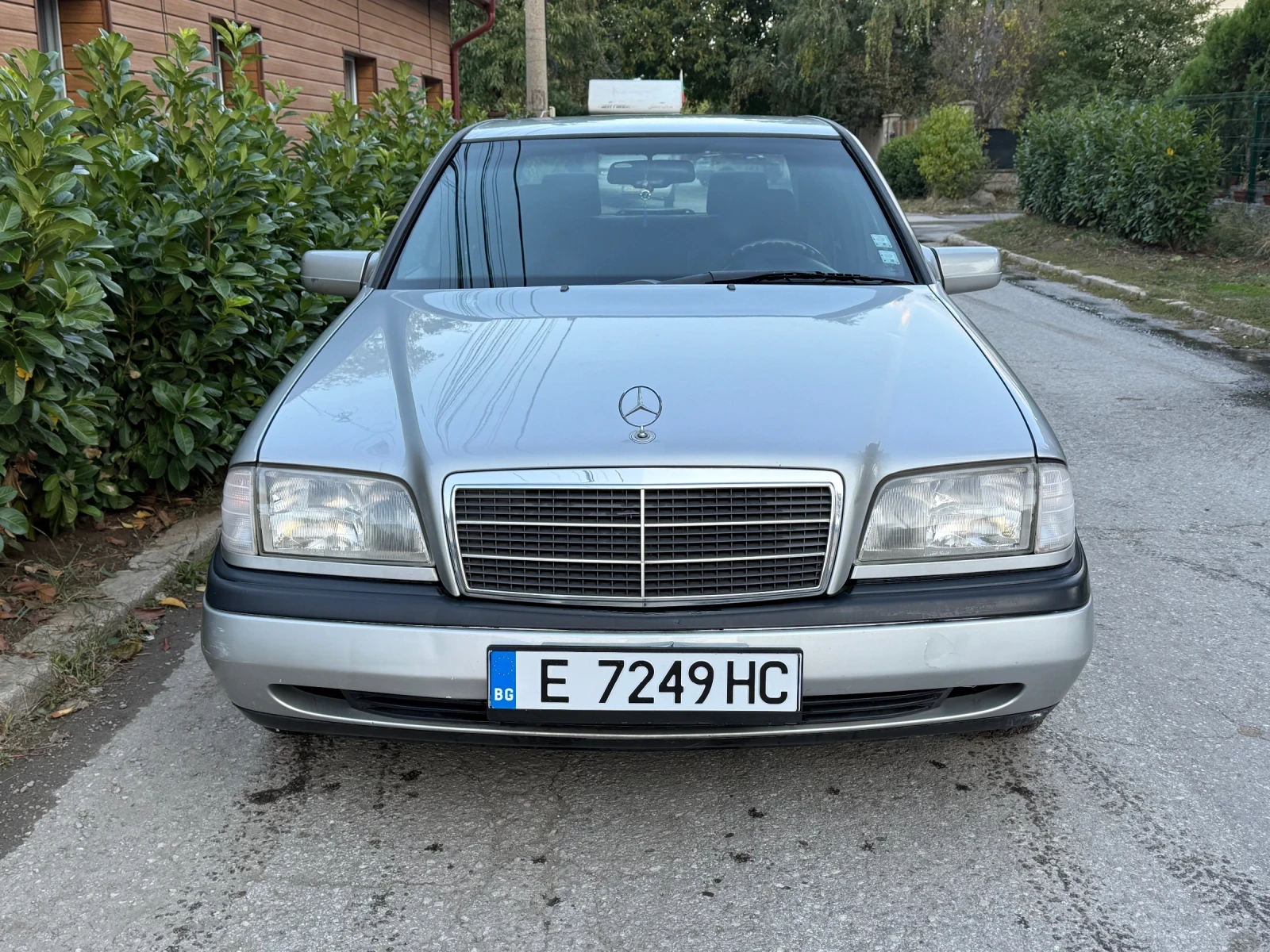 Mercedes-Benz C 200 (136 кс ) Бензин/Газ Оригинален вид , без ръжда - изображение 2