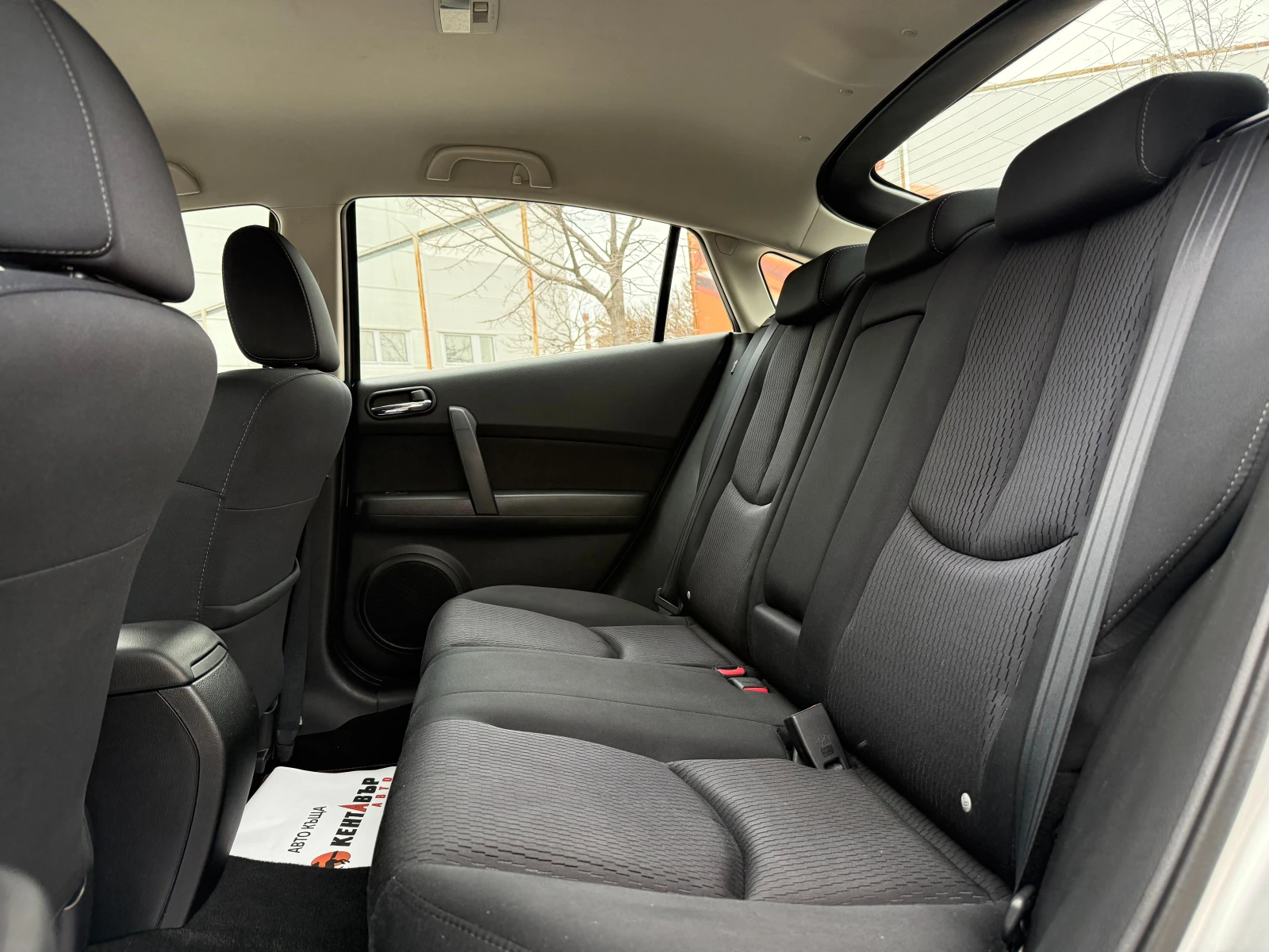 Mazda 6 1.8i 120 к.с.  - изображение 9