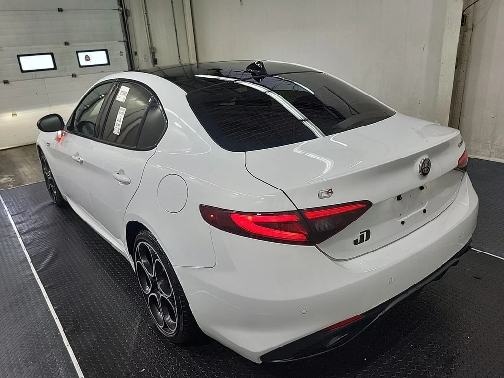 Alfa Romeo Giulia * Veloce * CARFAX * ���� �� �� | Mobile.bg � ����������� 3