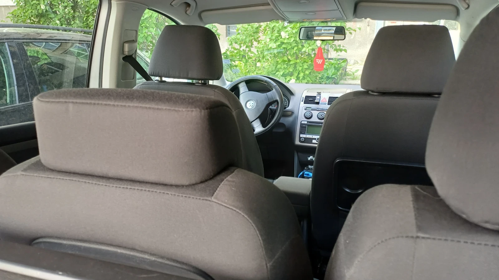 VW Touran, снимка 2 - Автомобили и джипове - 54514255