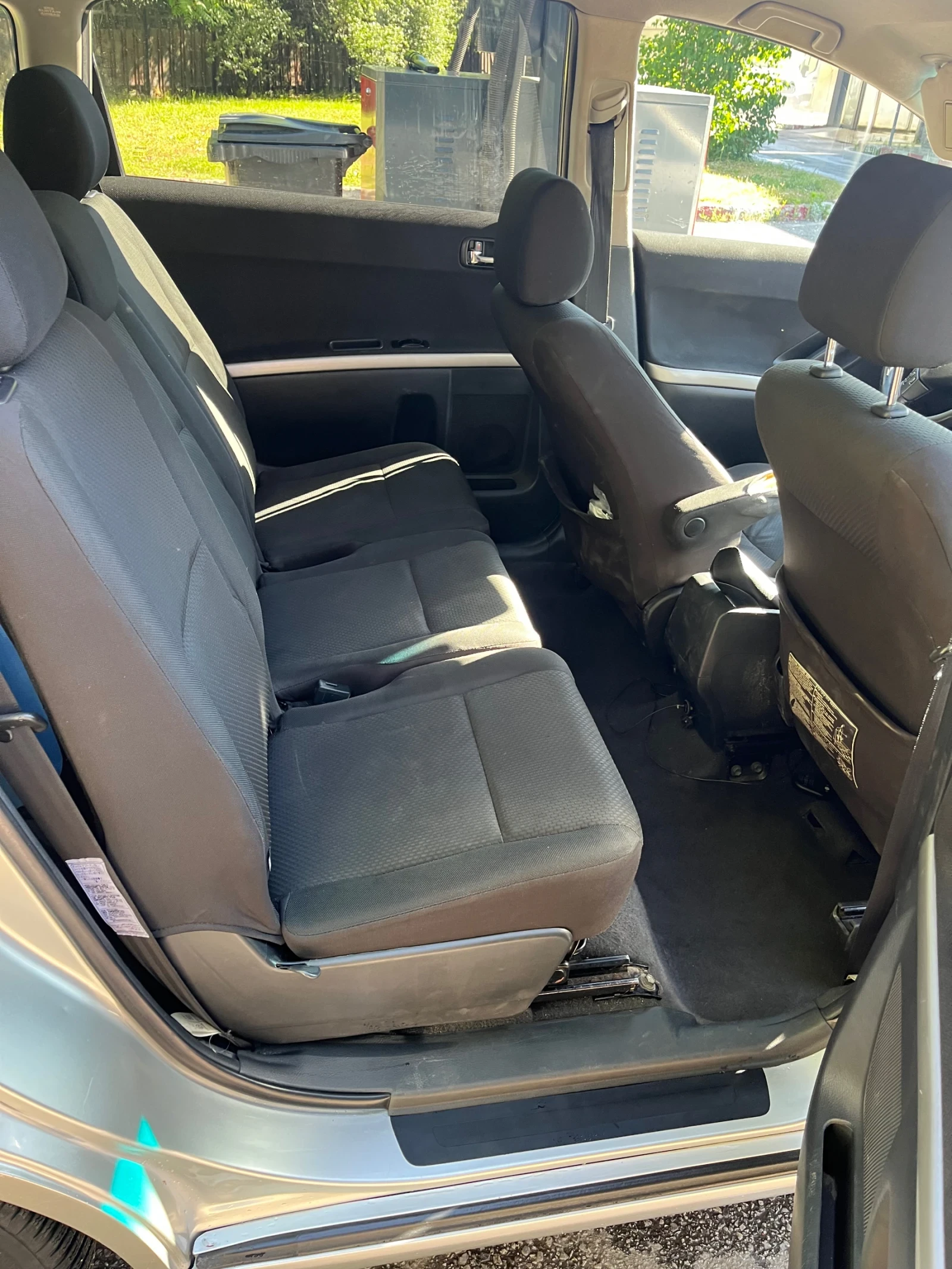 Toyota Corolla verso, снимка 9 - Автомобили и джипове - 54707642